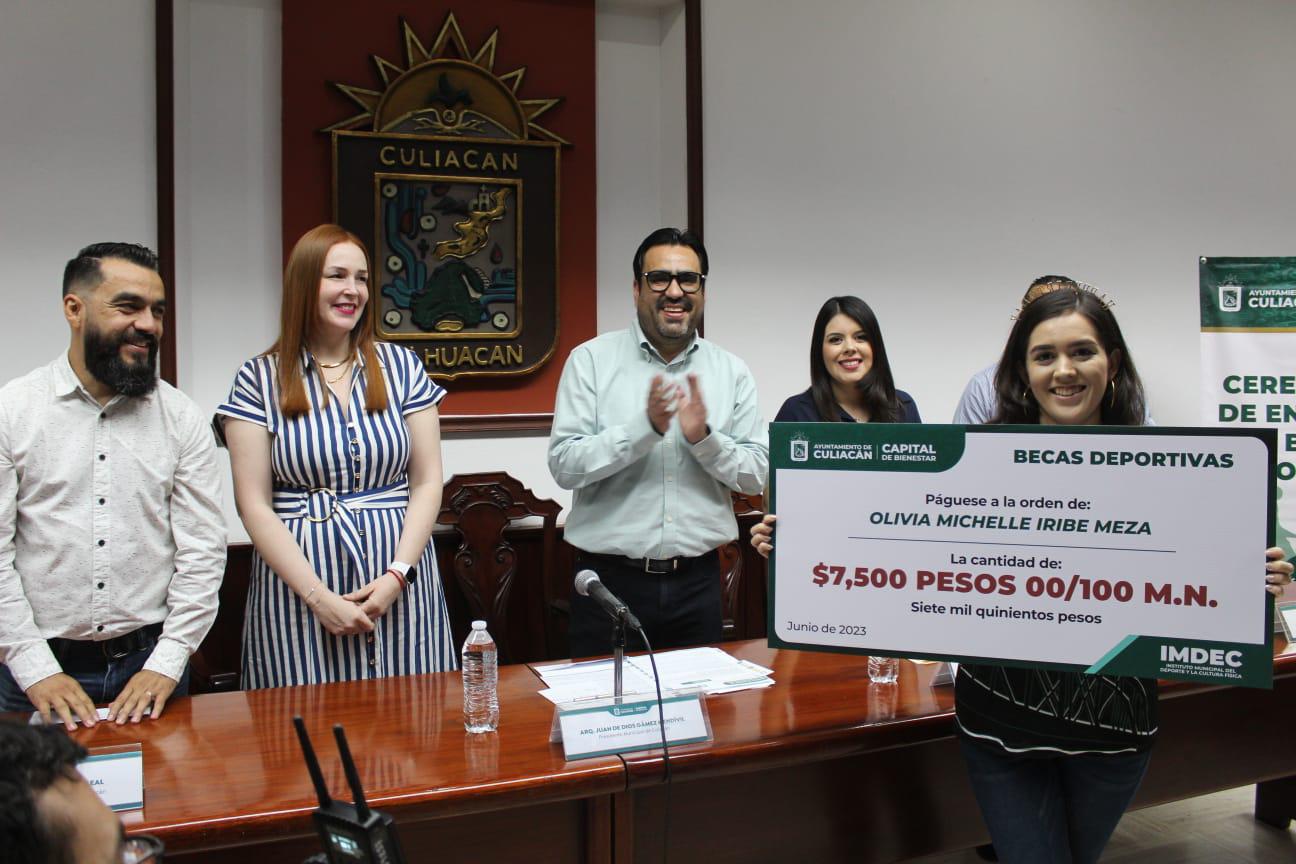 $!Reactivan entrega de becas deportivas en Culiacán