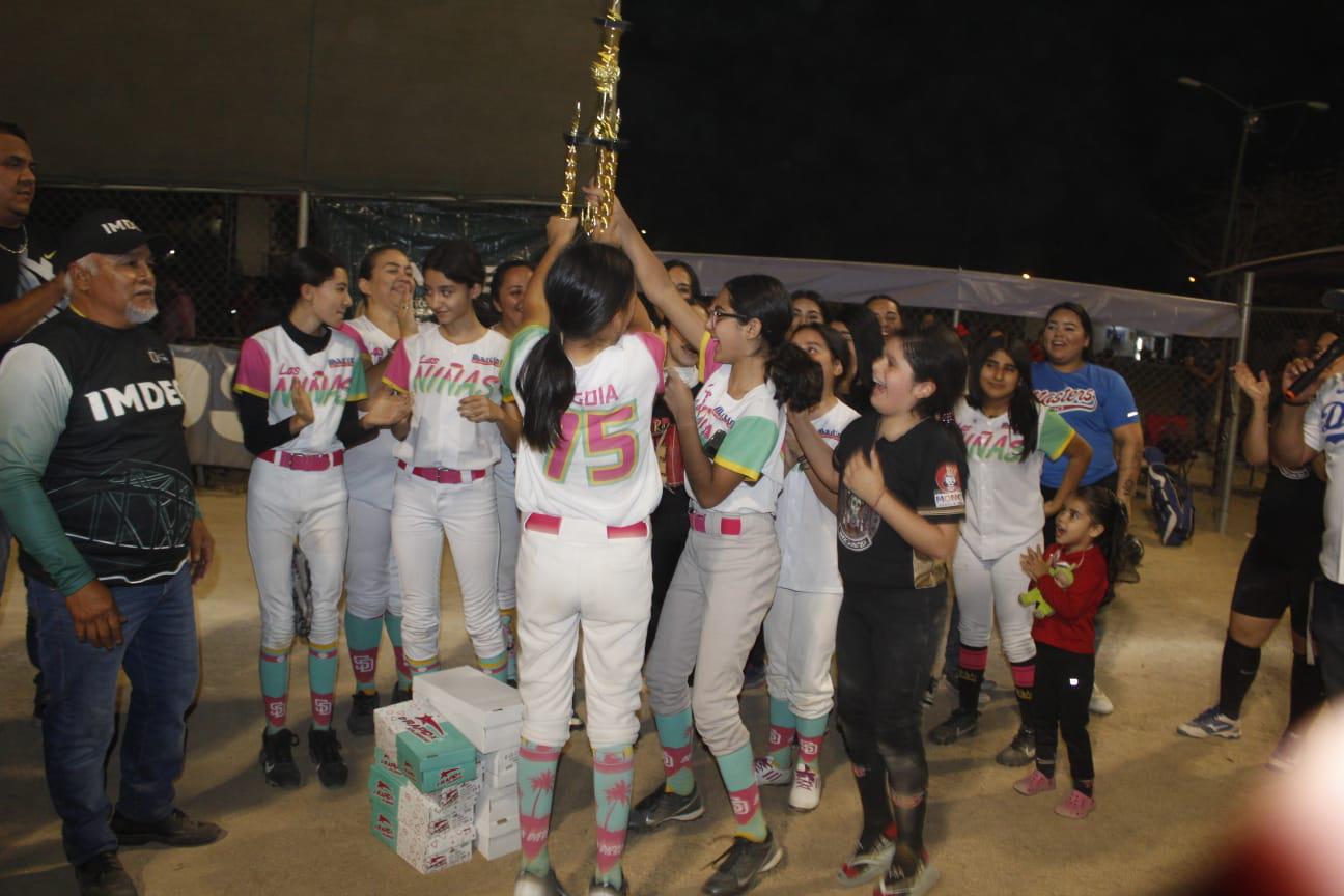$!Cierran con éxito las actividades del ‘Día de las Madres’, con Primera Gran Clase de Zumba