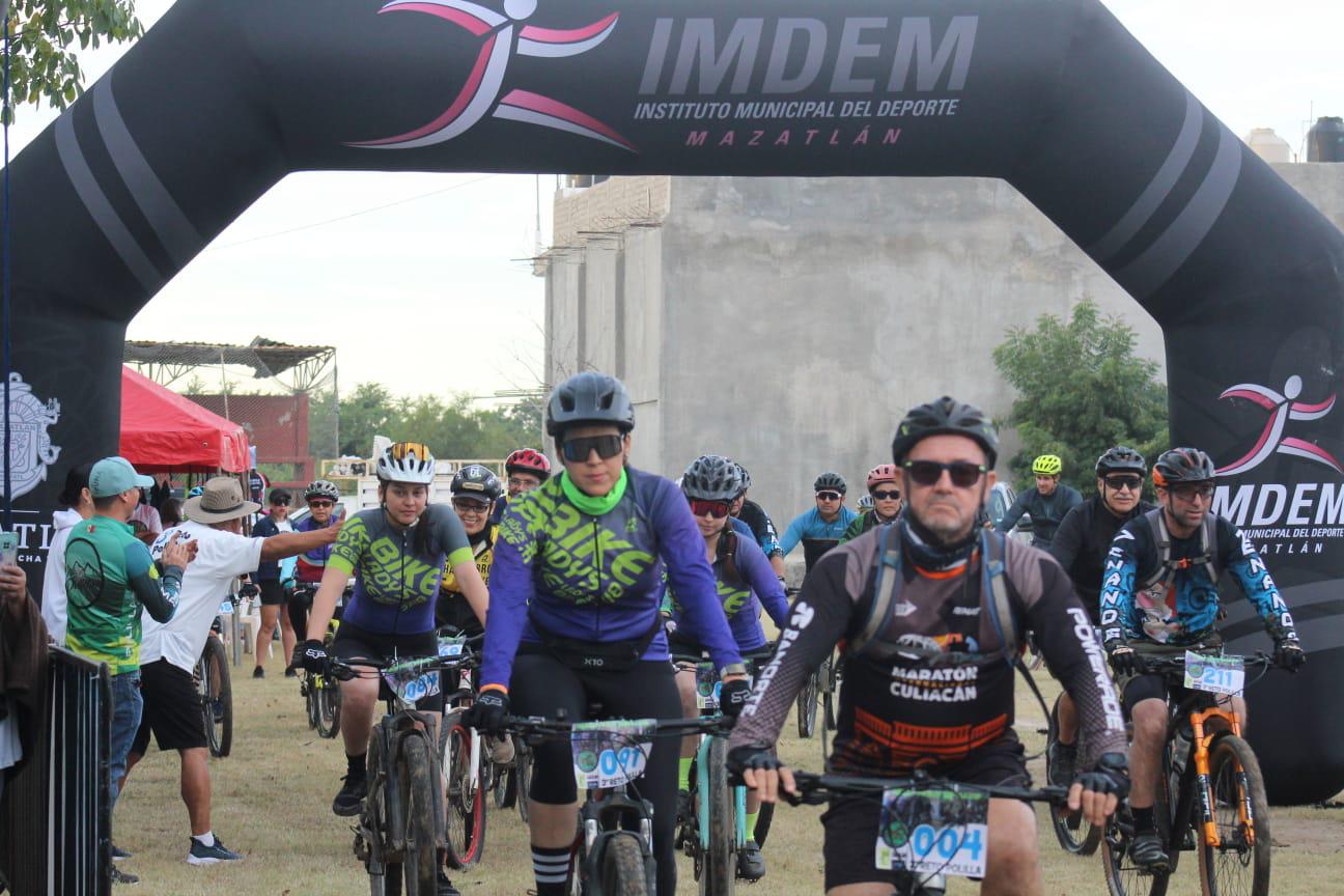 $!Toman 300 ciclistas el Reto Polillas 2023