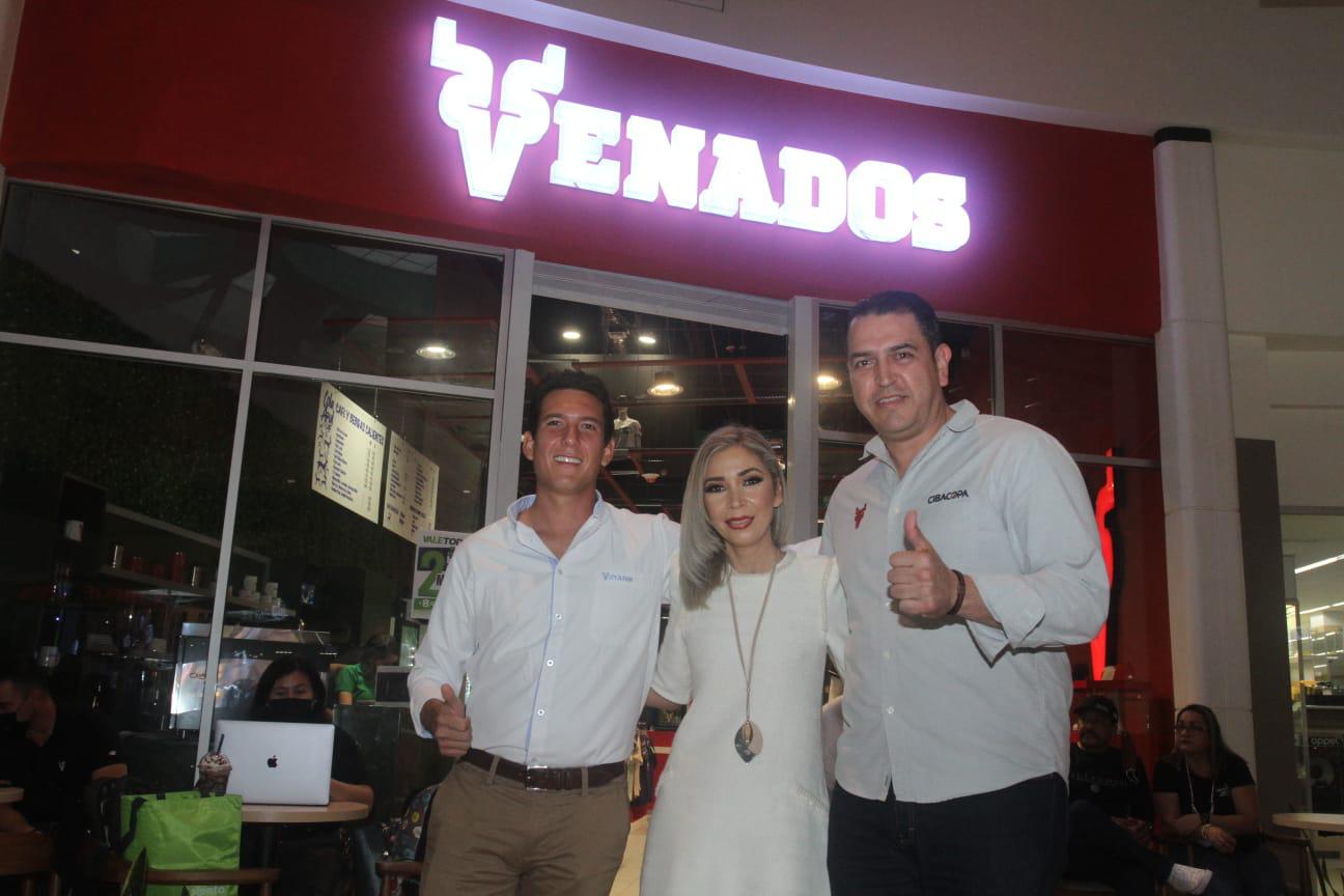 $!Alejandro Tonatiuh, Ninfa Padrón y Paúl Luque.