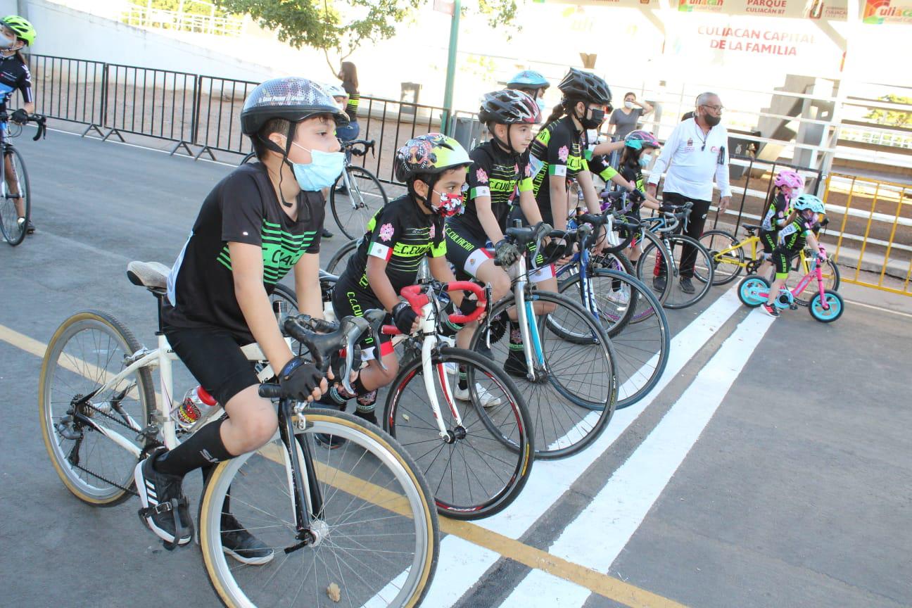 $!Con éxito se realiza Rodada Ciclista por los Derechos Humanos de la Niñez