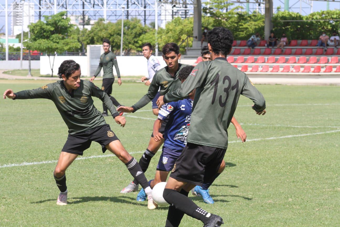 $!Centro de Formación FAR levanta el título de la Liga de Futbol Juvenil C