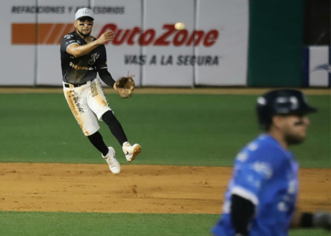 $!Pierde Venados primero de la serie ante Algodoneros en extrainnings