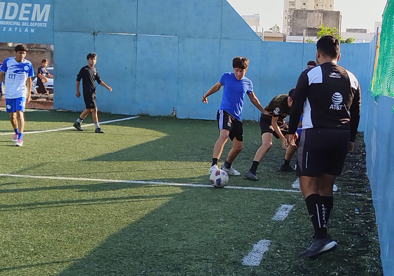 $!Suma Prepa Jaramillo segundo triunfo en Liga Estudiantil