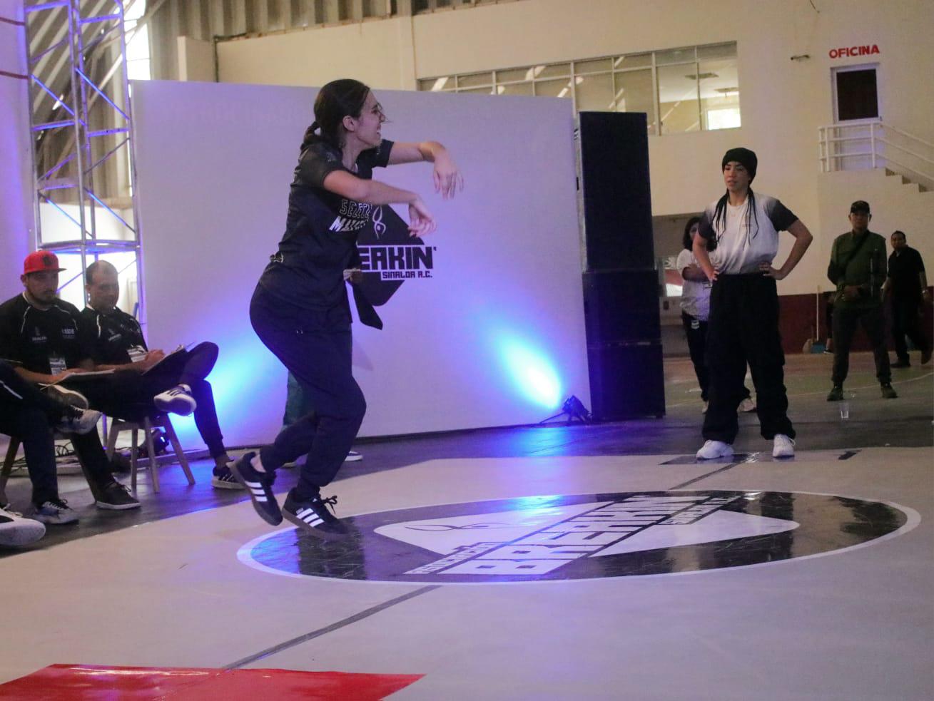 $!B-Boy Kamikaze le da a Mazatlán la medalla de oro en breaking