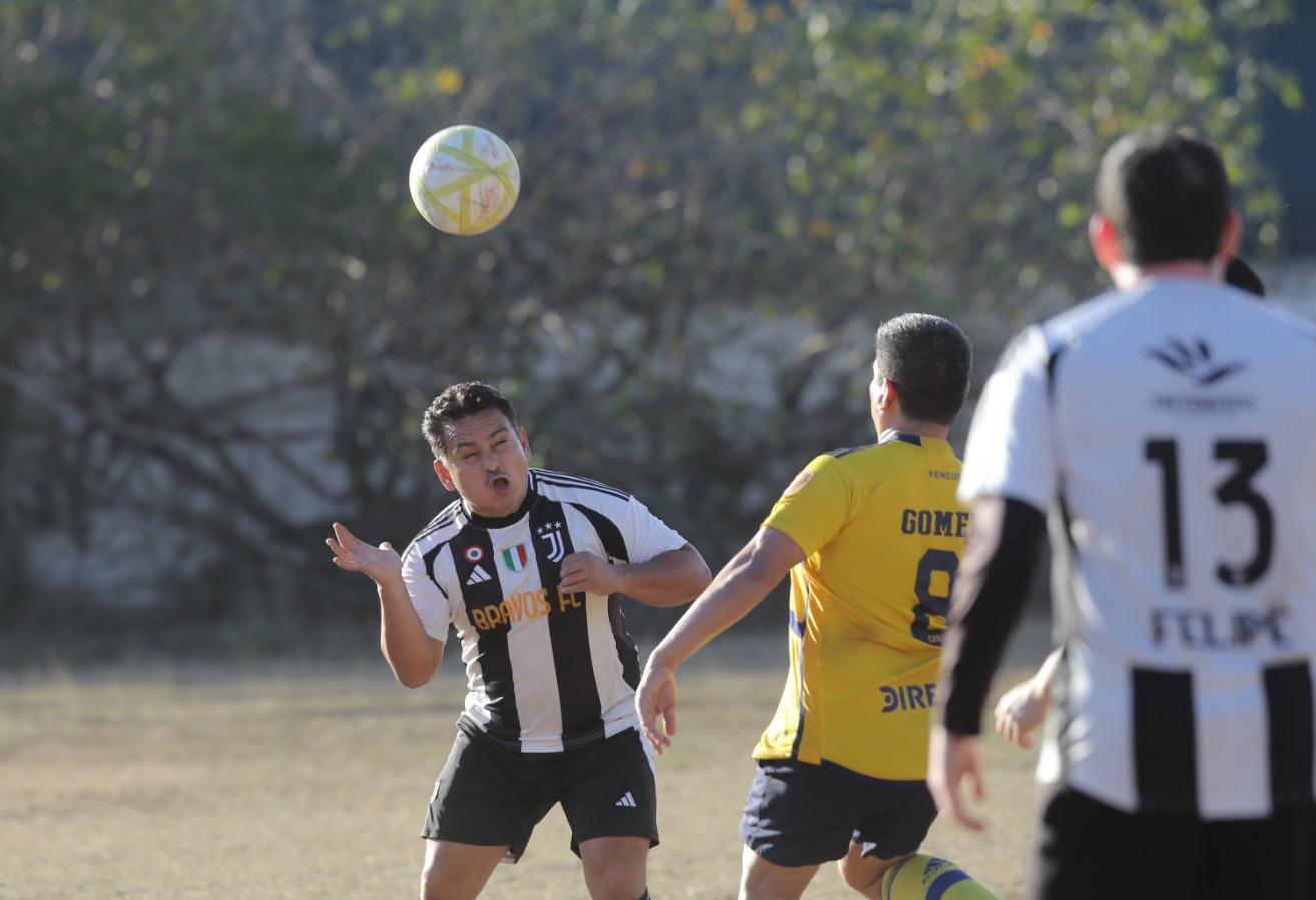 $!Visane-Ramada zarandea a Doctores Bravo en Futbol Intermédicos