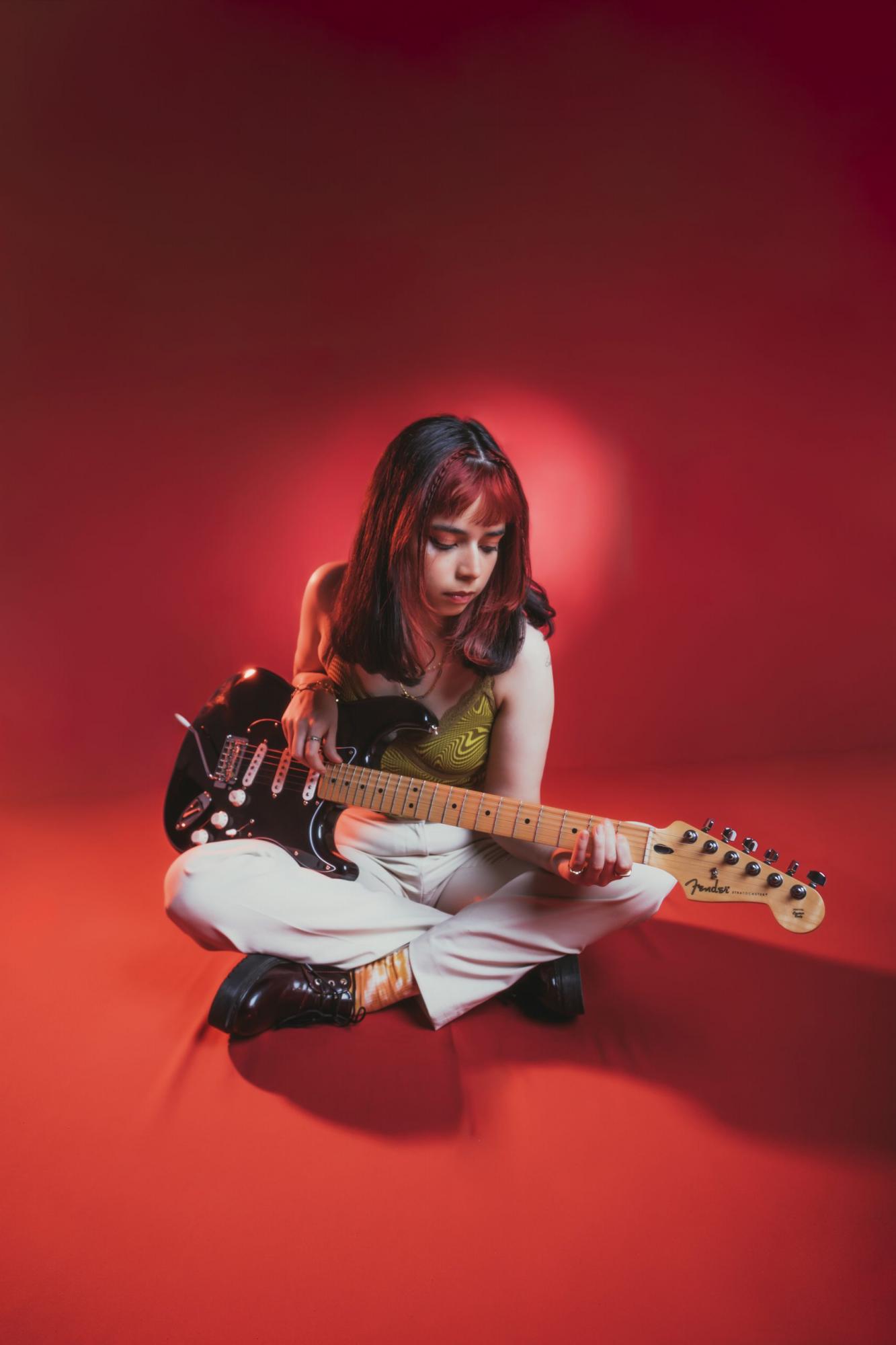 $!La cantante actualmente con dos producciones discográficas.