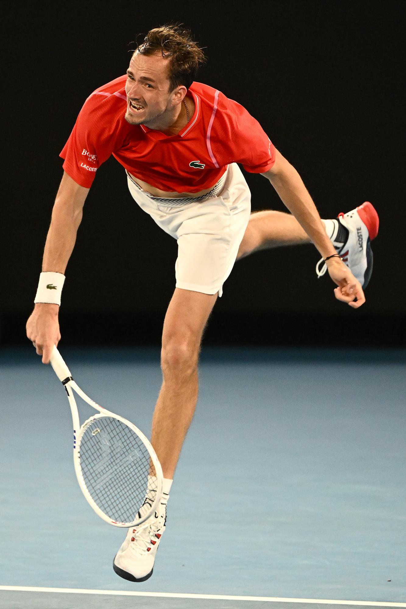 $!Daniil Medvedev como un tiro y Félix Auger-Aliassime sufre en primera ronda de Australia