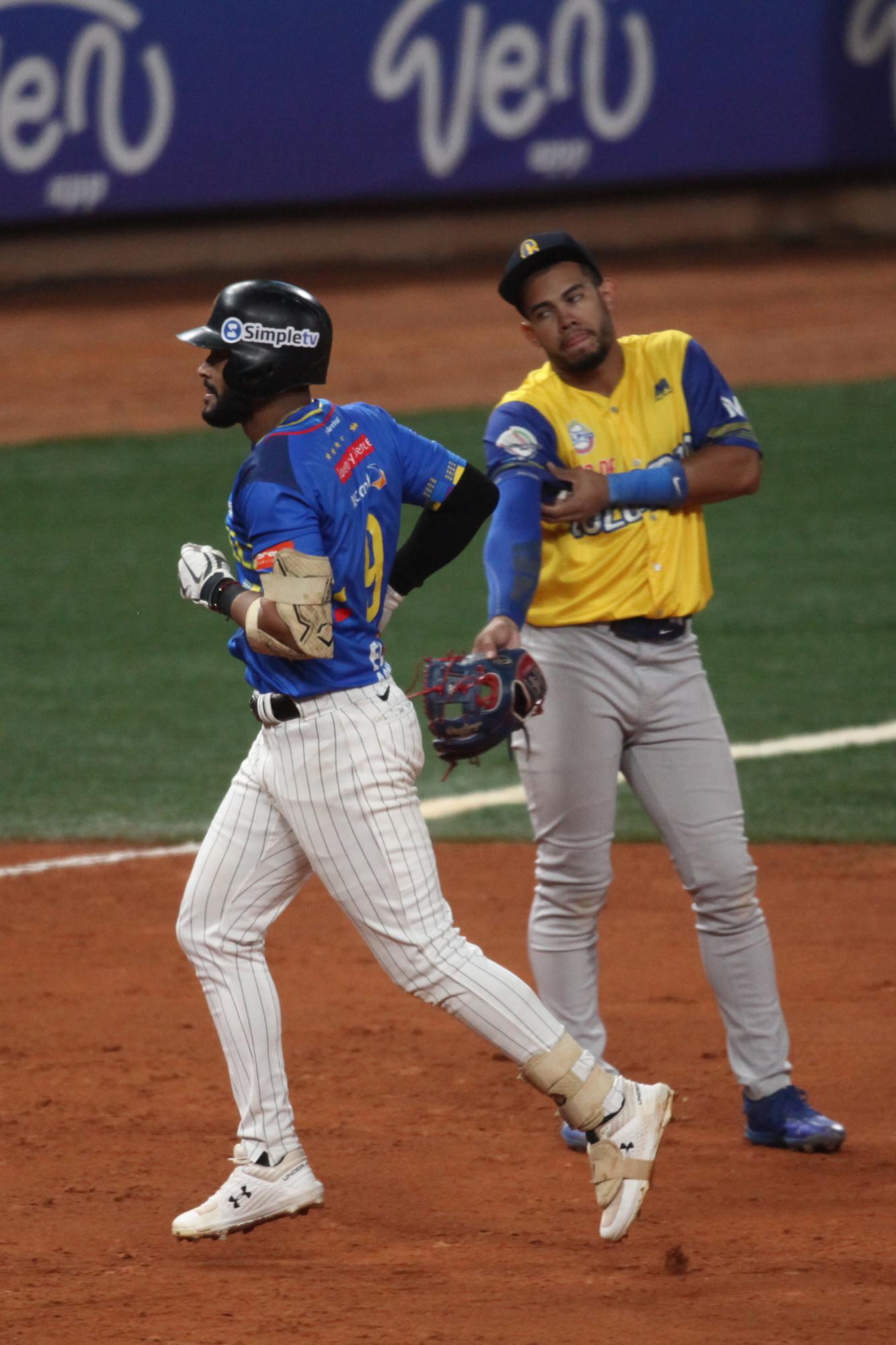 $!Venezuela vence a Colombia y va a la final de la Serie del Caribe