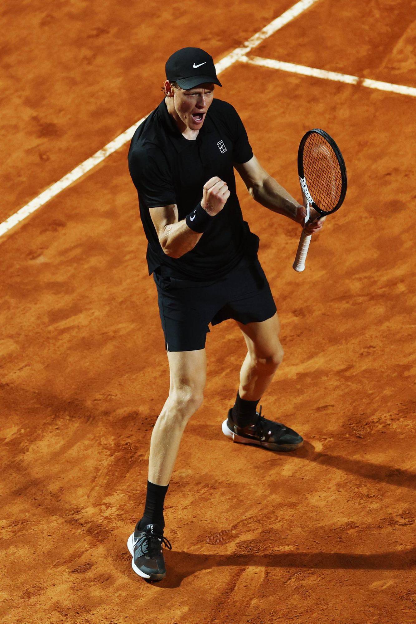 $!Un Alcaraz con dos caras supera a Khachanov y se planta en cuartos de Roma
