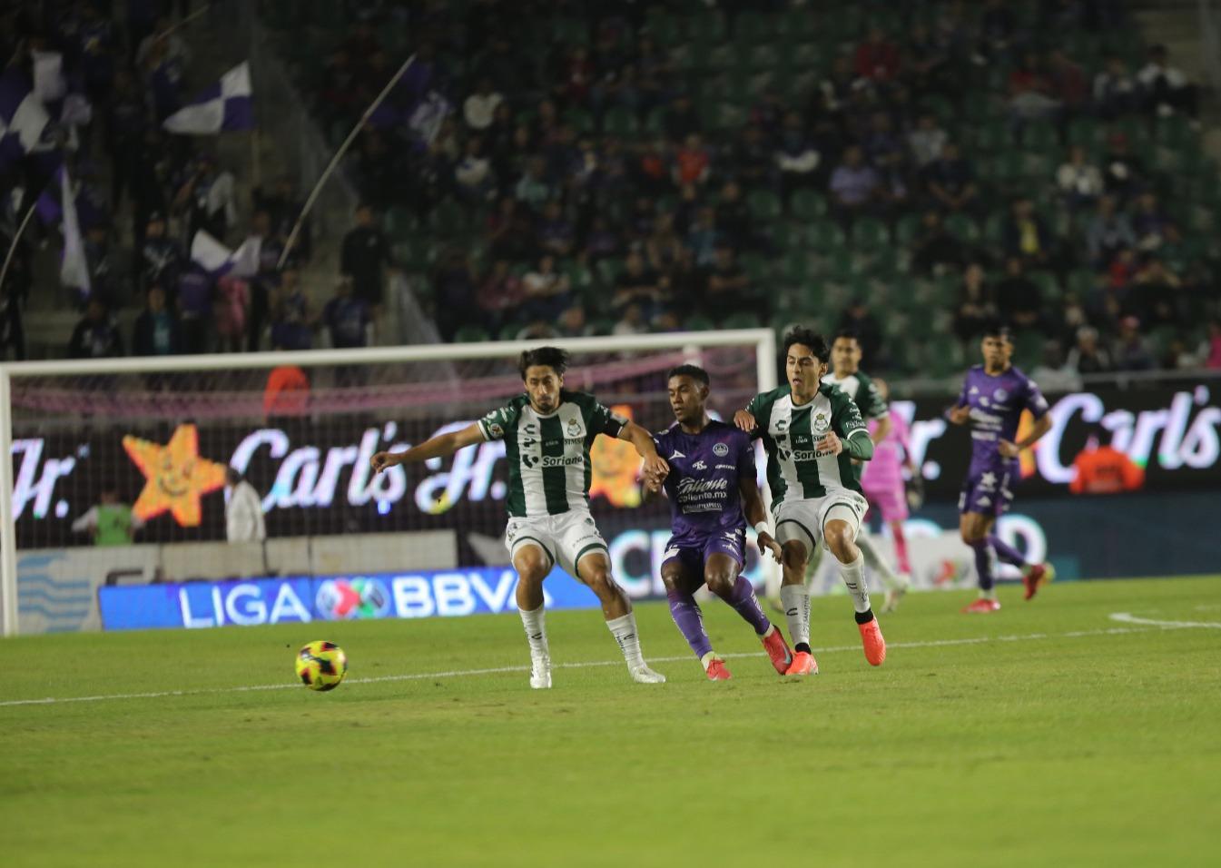 $!Mazatlán FC desaprovecha oportunidades y permite a Santos sumar en el torneo