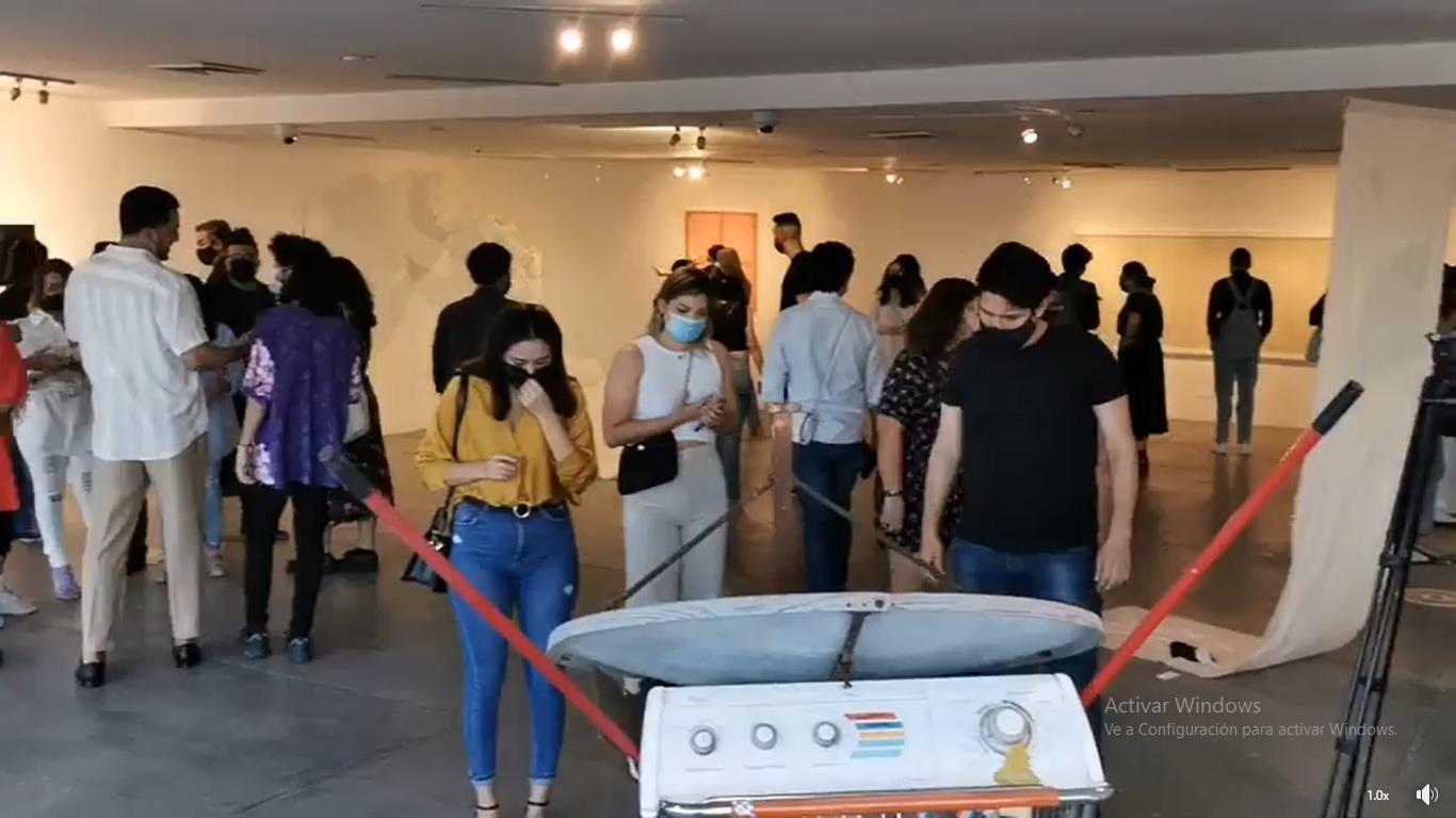 $!En la exposición hay instalación.