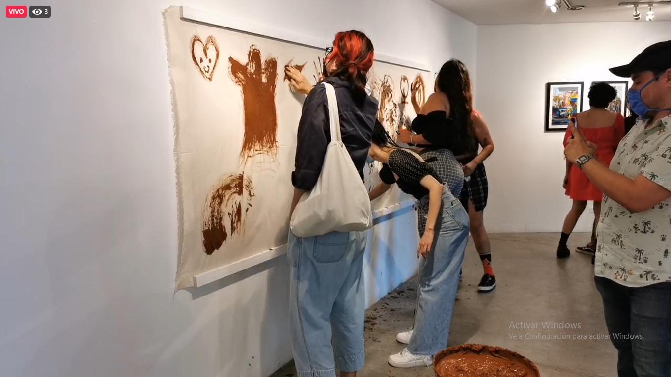 $!El público también intervino la obra.