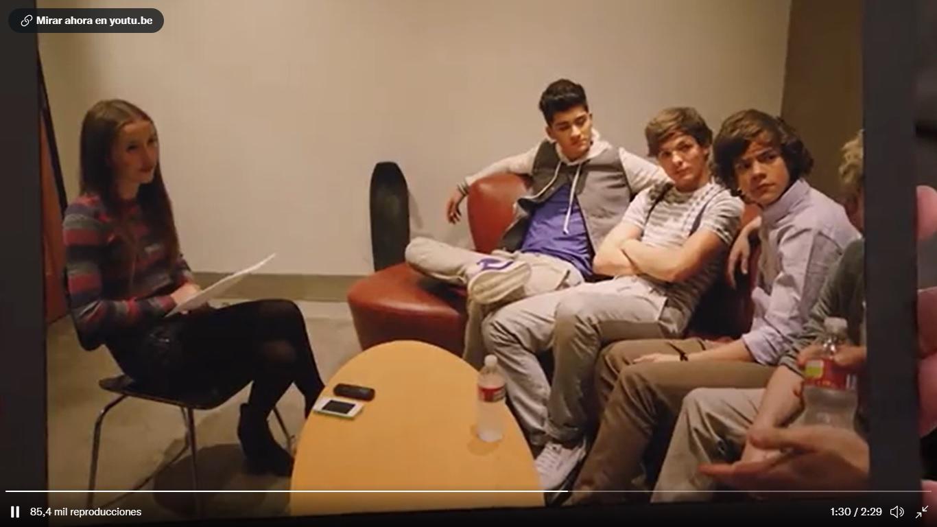 $!Publican video inédito de Maude Apatow, de ‘Euphoria’, entrevistando a One Direction, a los 14 años