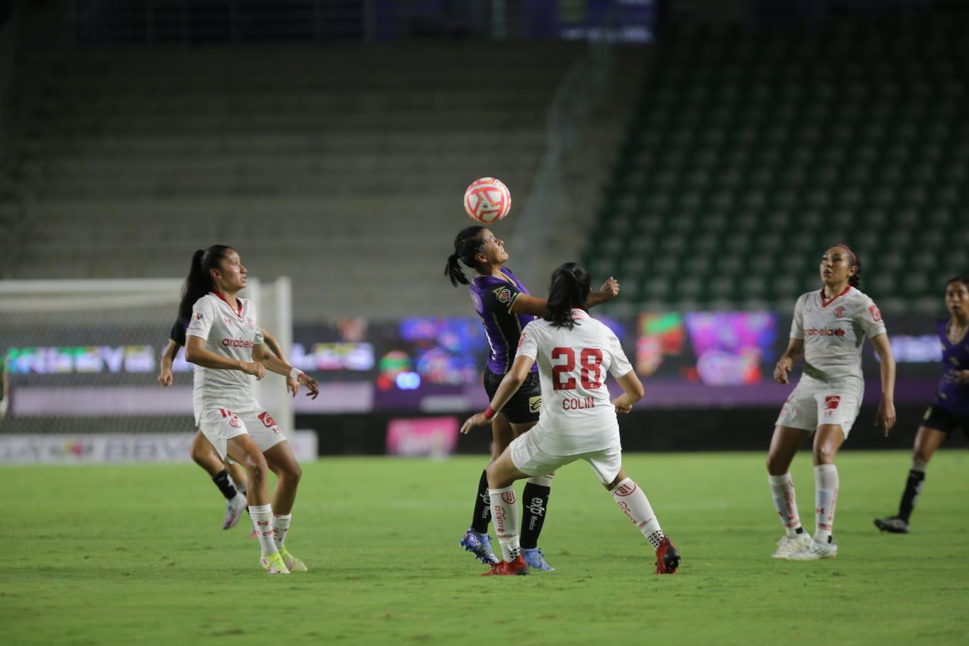 $!Mazatlán FC Femenil estrena director técnico y vence al Toluca en casa