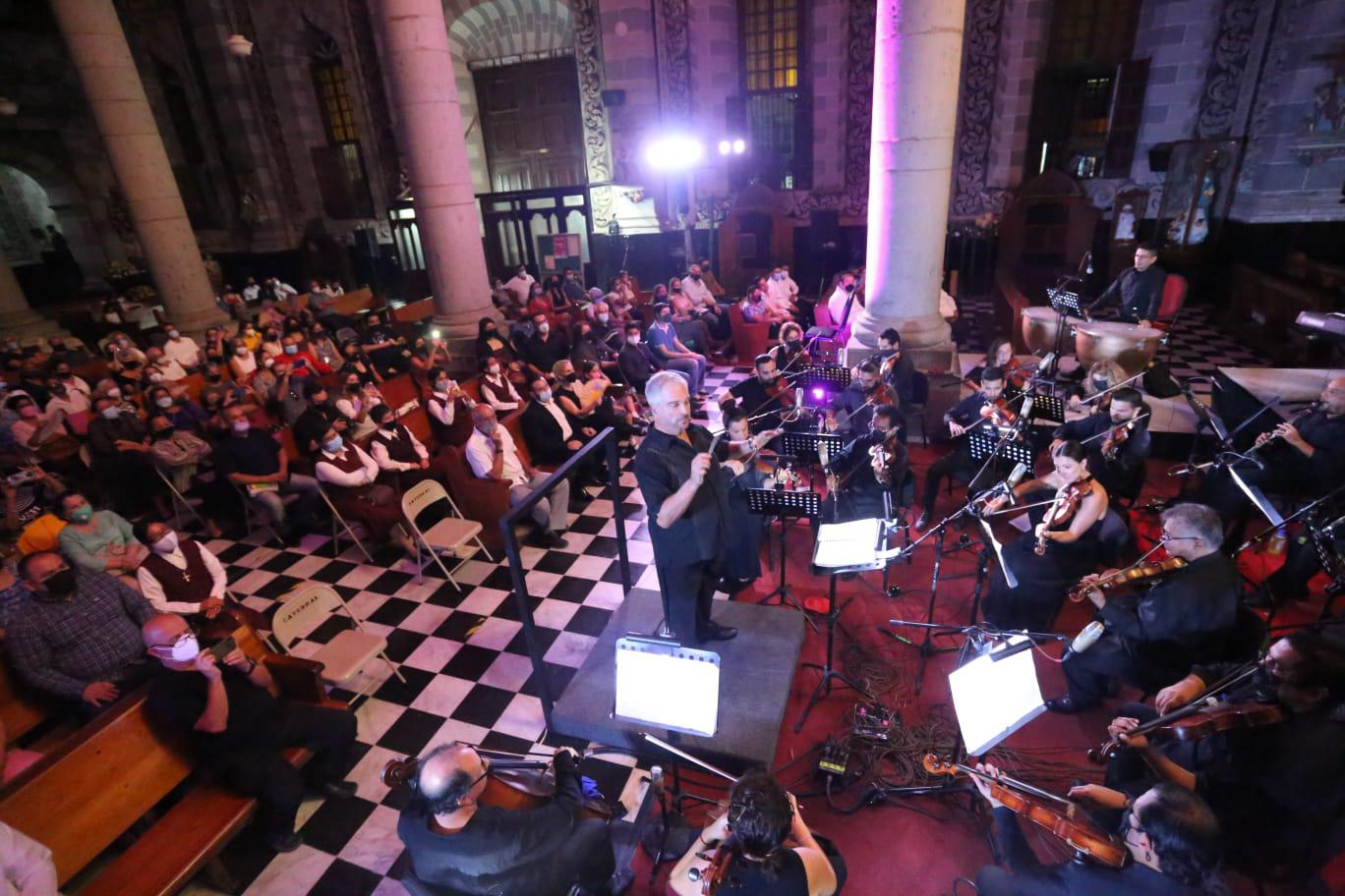 $!Suena el ‘Réquiem’, de Mozart, en la Catedral de Mazatlán