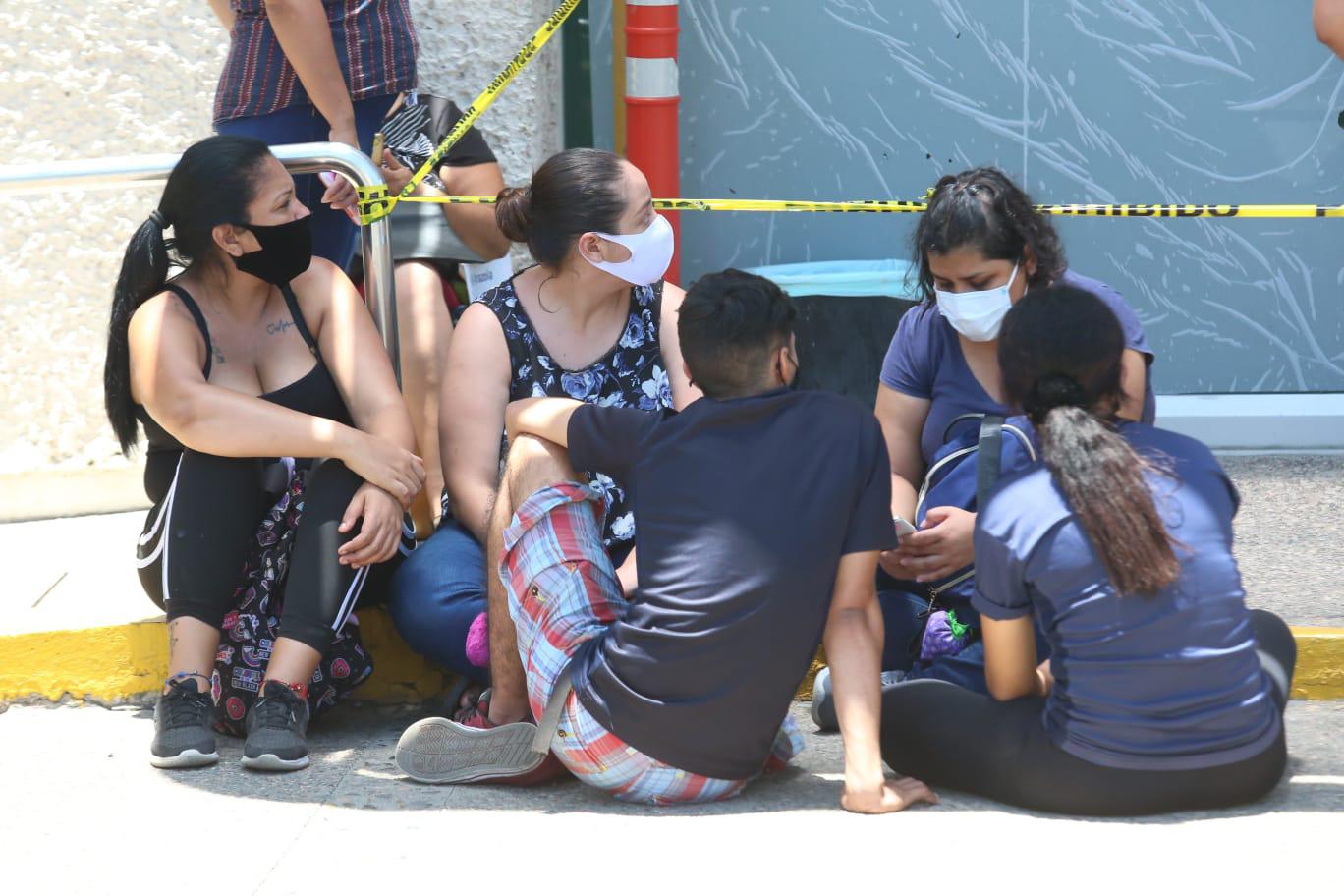 $!Área Covid-19 del IMSS Mazatlán registra fuerte demanda de derechohabientes