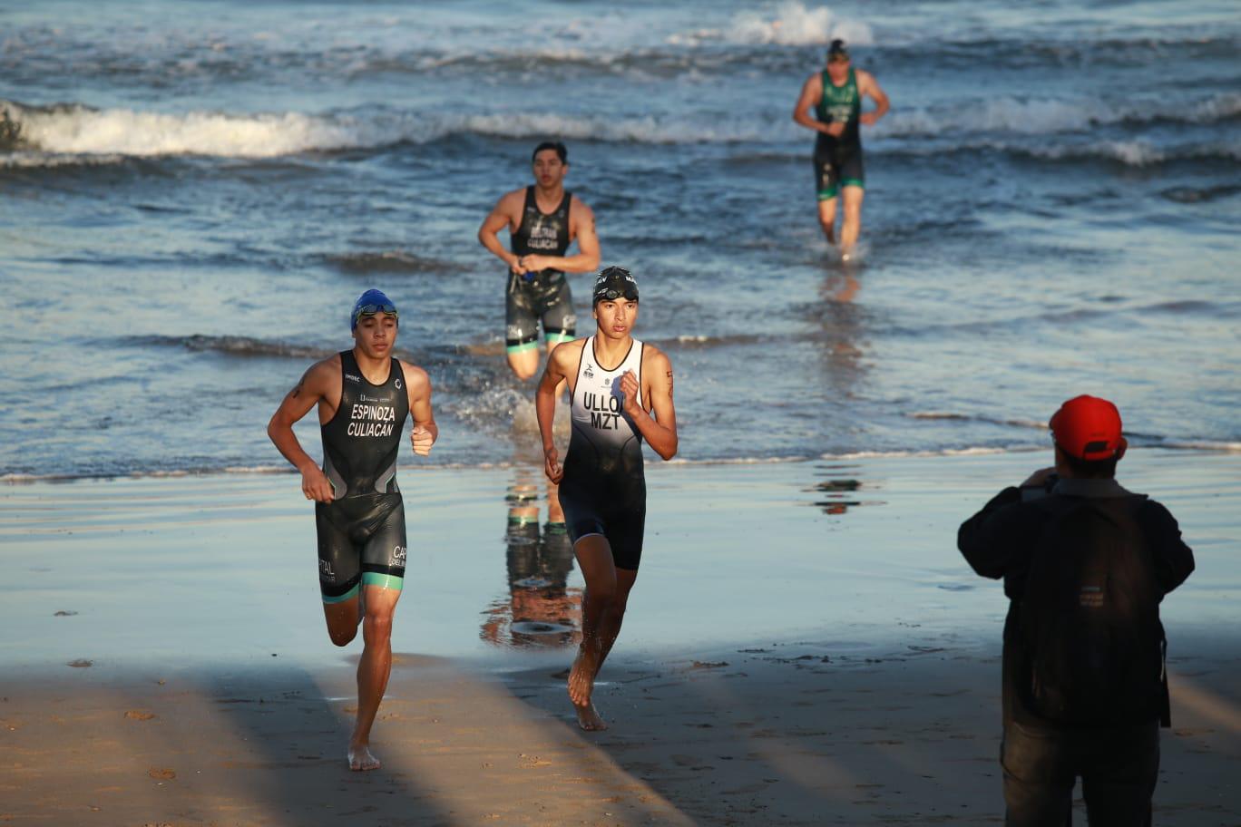 $!Mazatlán y Ahome, los reyes del triatlón estatal
