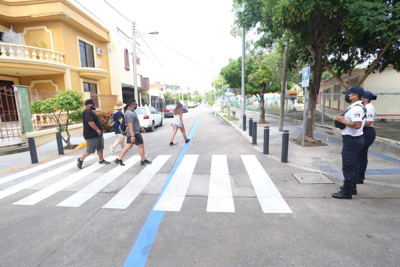 $!Turistas del crucero Carnival Panorama ya recorren Mazatlán