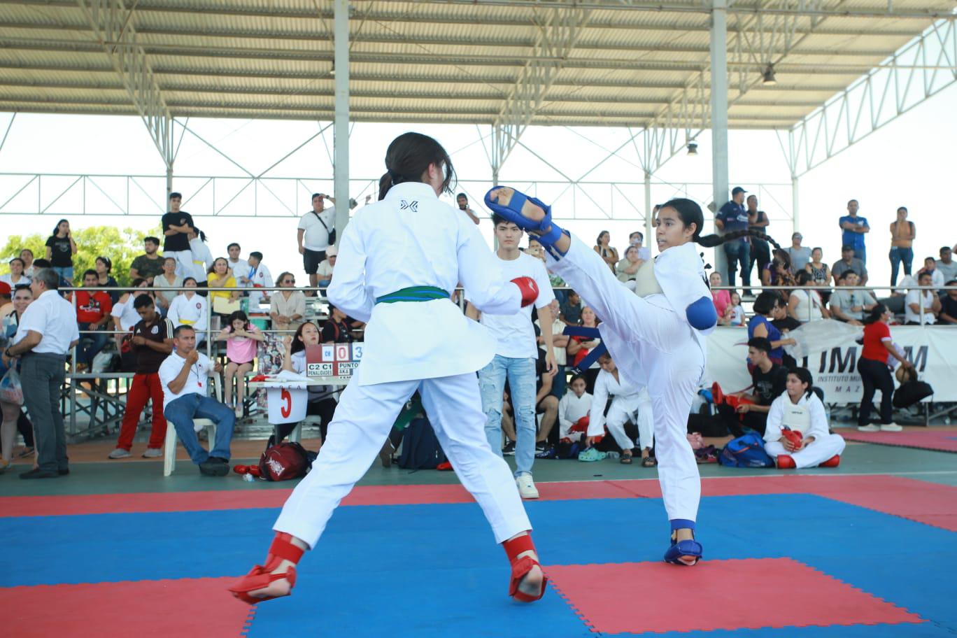 $!Domina Jesús Moreno el tatami en cintas negras de Copa Noroeste