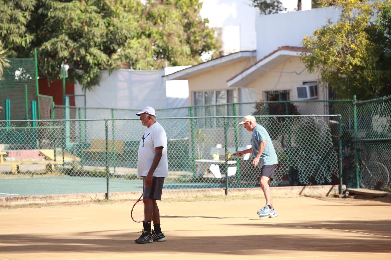 $!Dinastía Tostado debuta con éxito en Copa Carnaval de Tenis