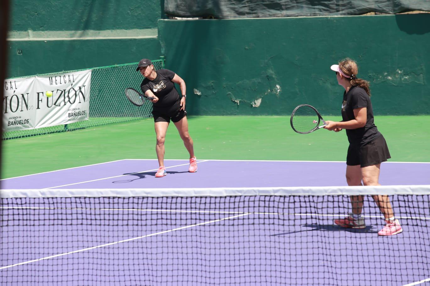 $!Yoli Jiménez y Nancy Rodríguez ganan en la categoría C de Tenis Agave Open