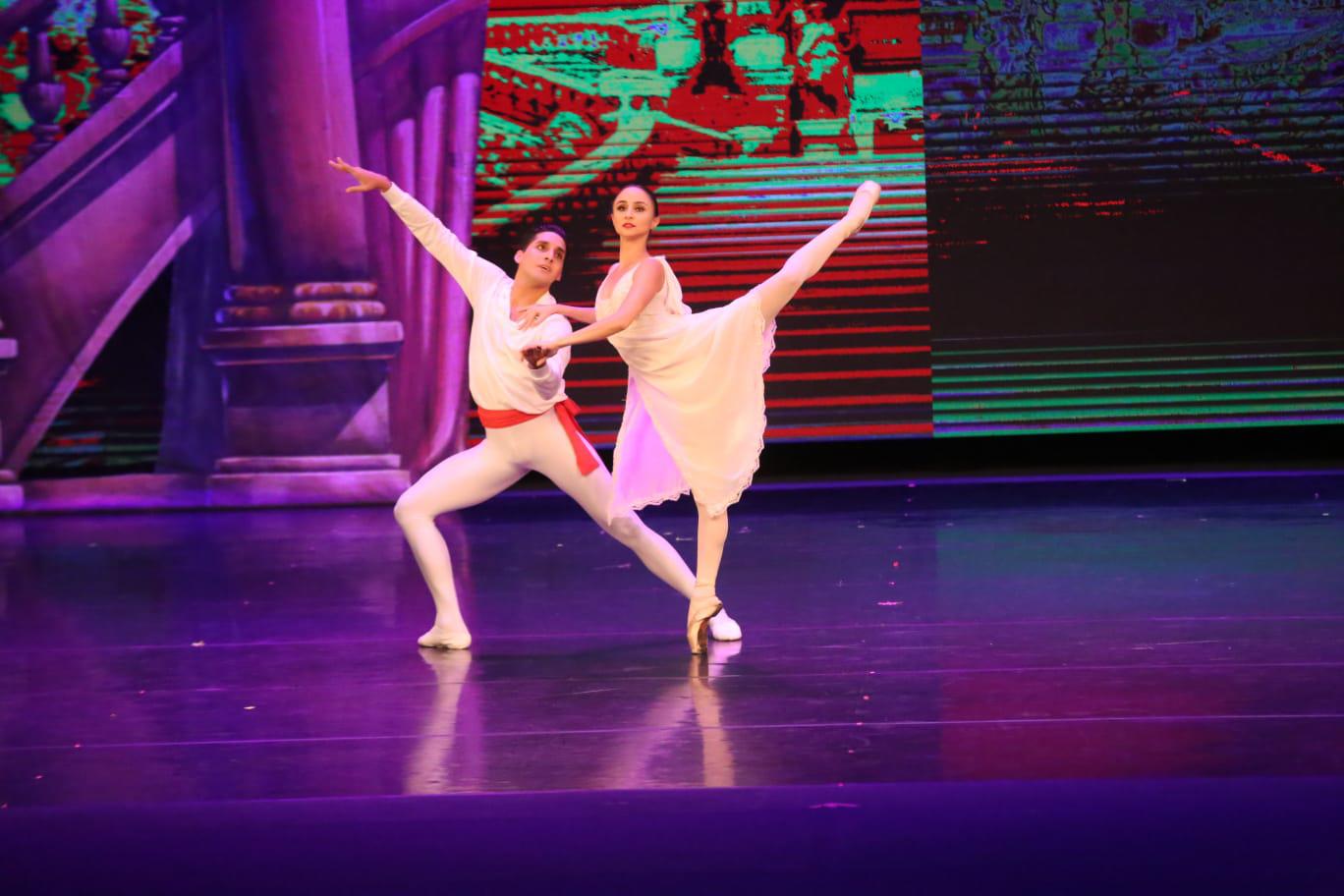 $!La Compañía de Ballet de Mazatlán ofrece gala por su décimo aniversario
