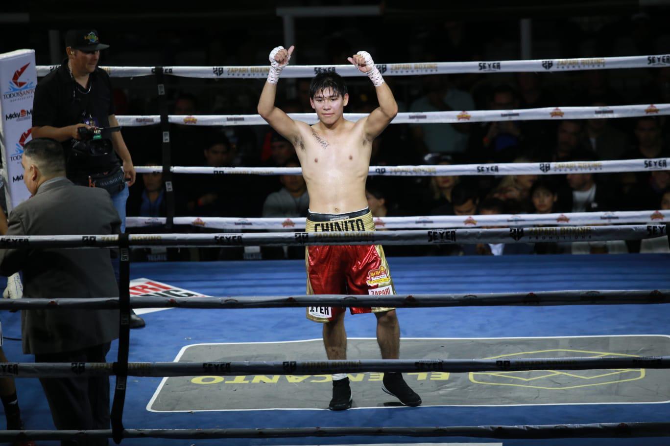 $!‘Veneno’ alarga su invicto en función Combate en el Pacífico