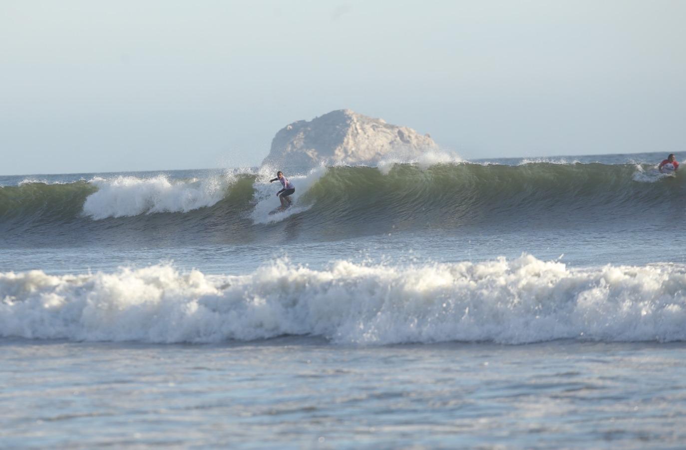$!Jaime Camargo se adueña del Blue Therapy Surf Music