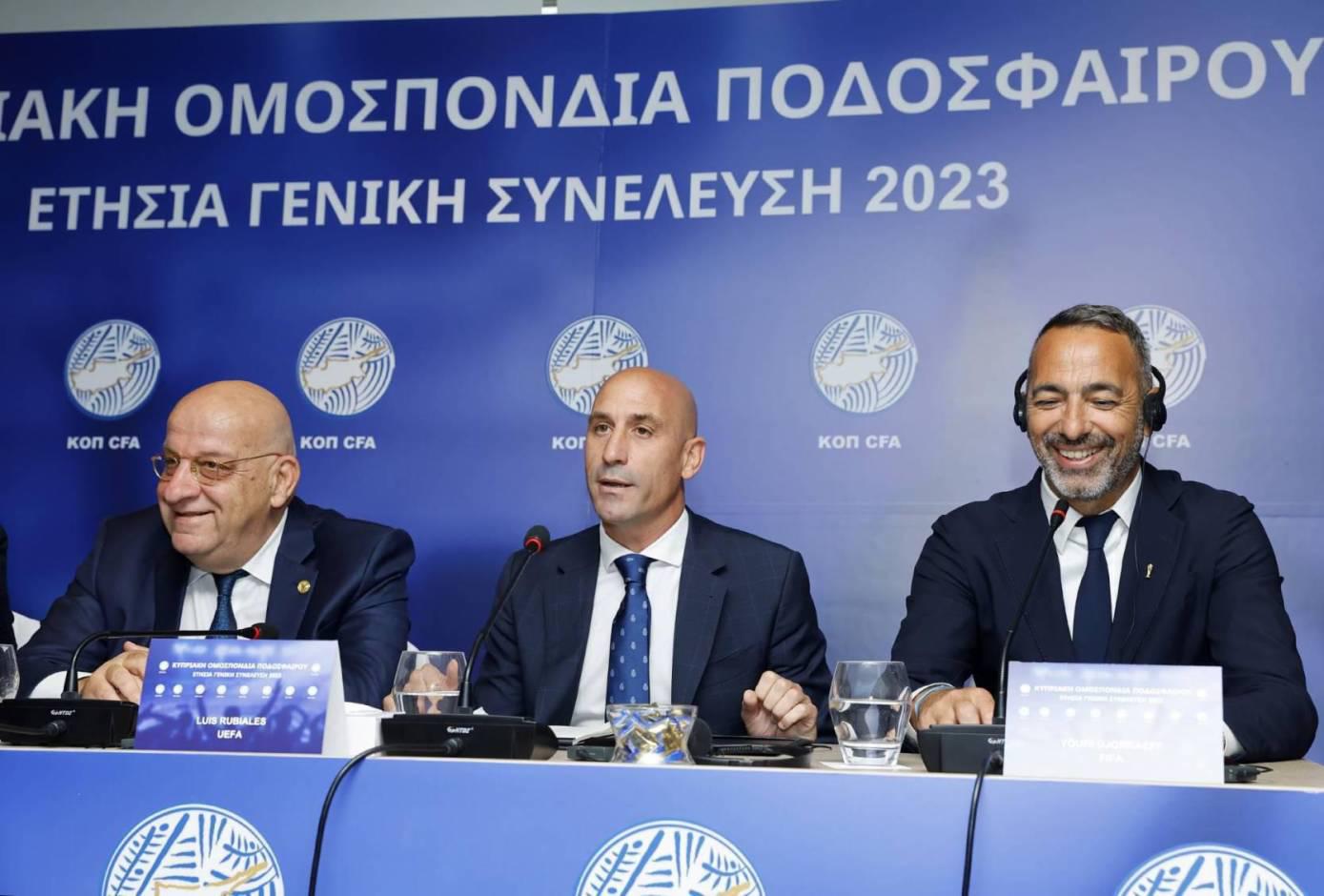 $!Piden más de dos años de cárcel para Rubiales por beso a Jenni Hermoso