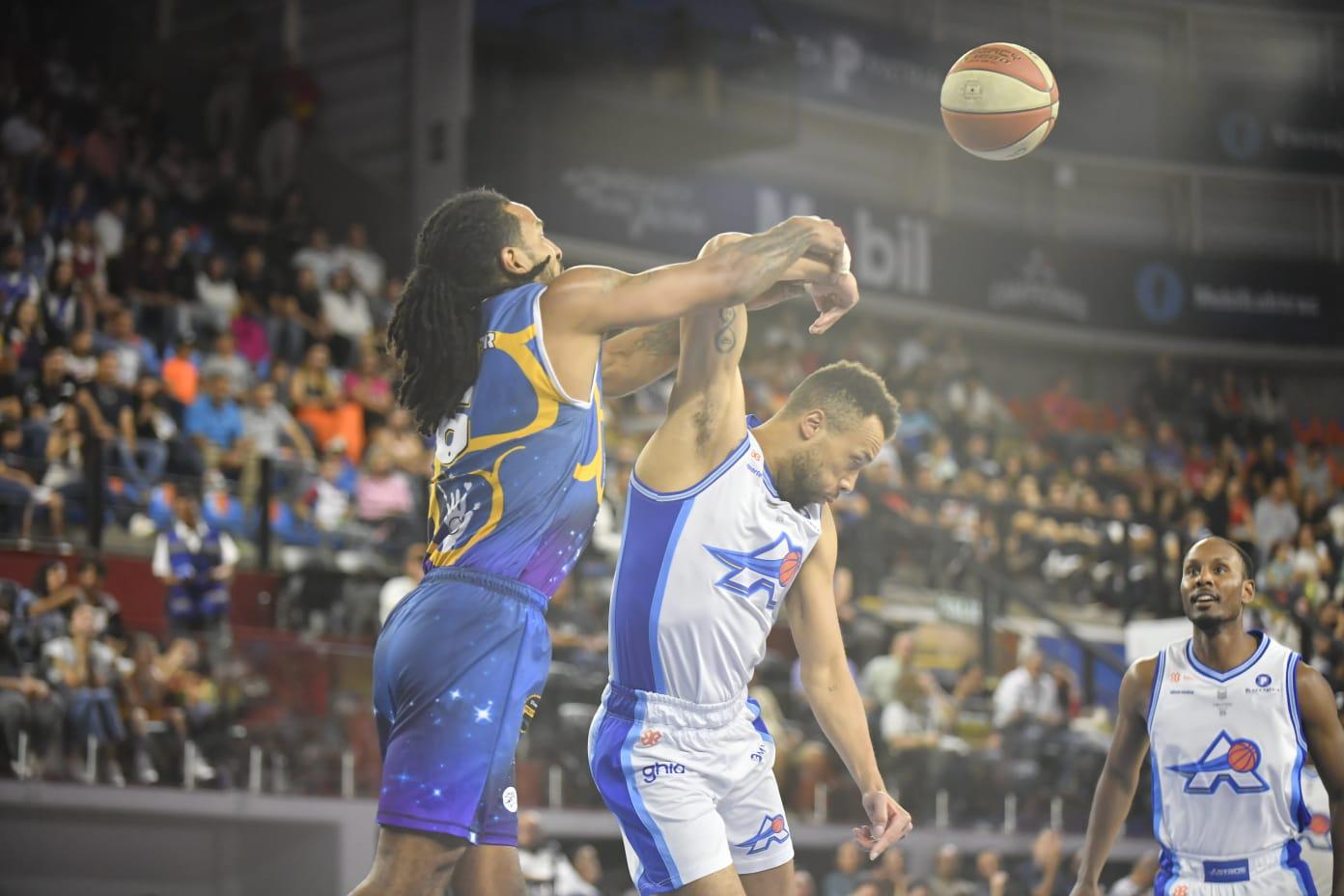 $!Venados Basketball es barrido en su visita a suelo tapatío