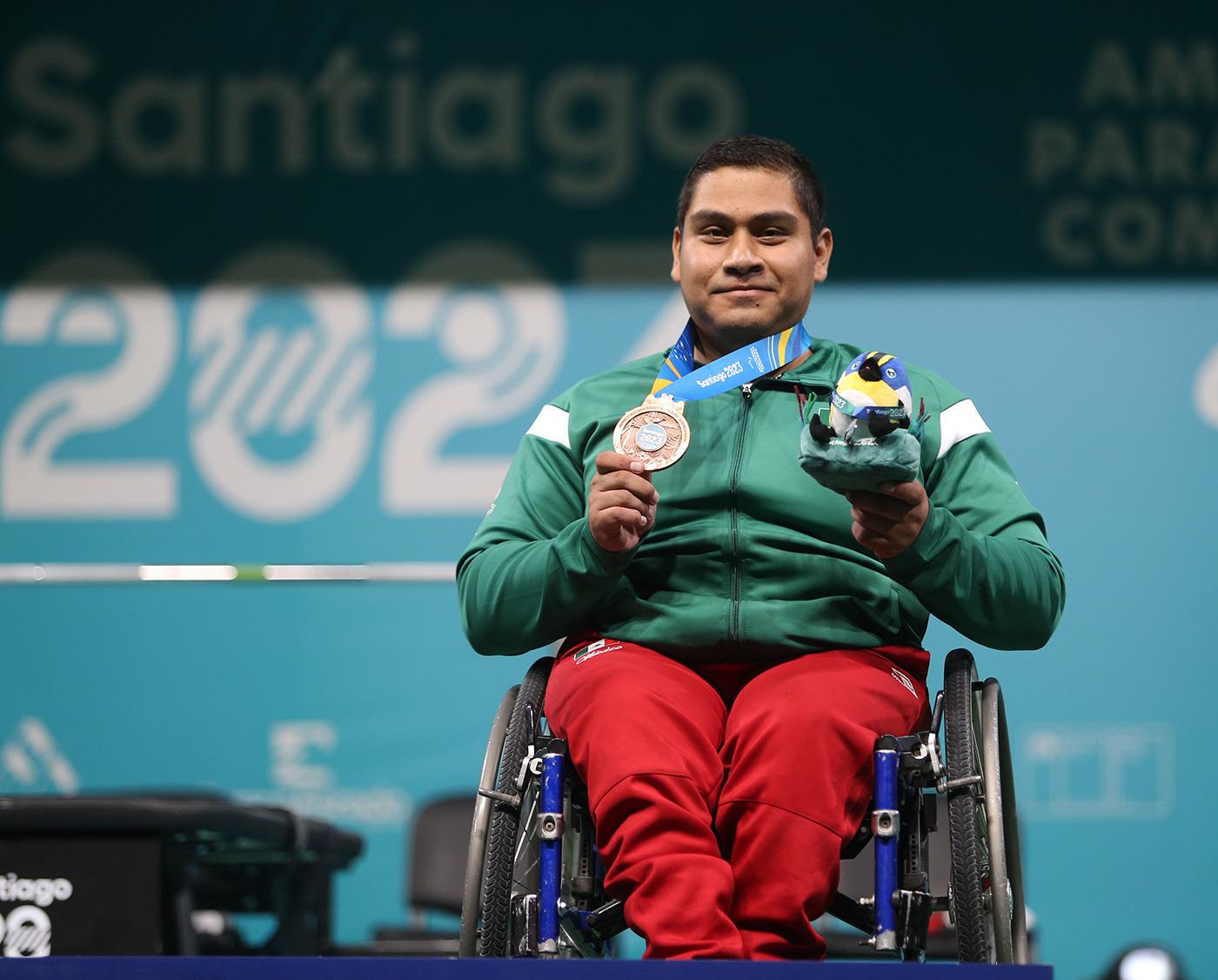 $!Amalia Pérez cosecha medalla de plata en Santiago 2023