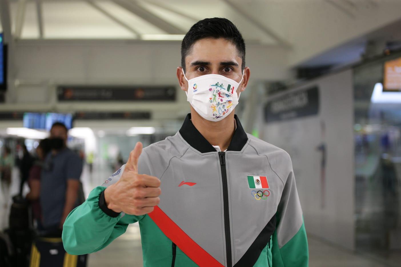 $!Listos Yareli Salazar y Eder Frayre para campamento en Hiroshima
