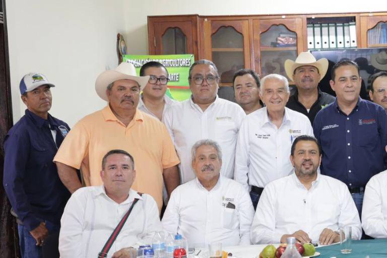 Piden agricultores a Berdegué eficientar aprovechamiento de la presa Santa María