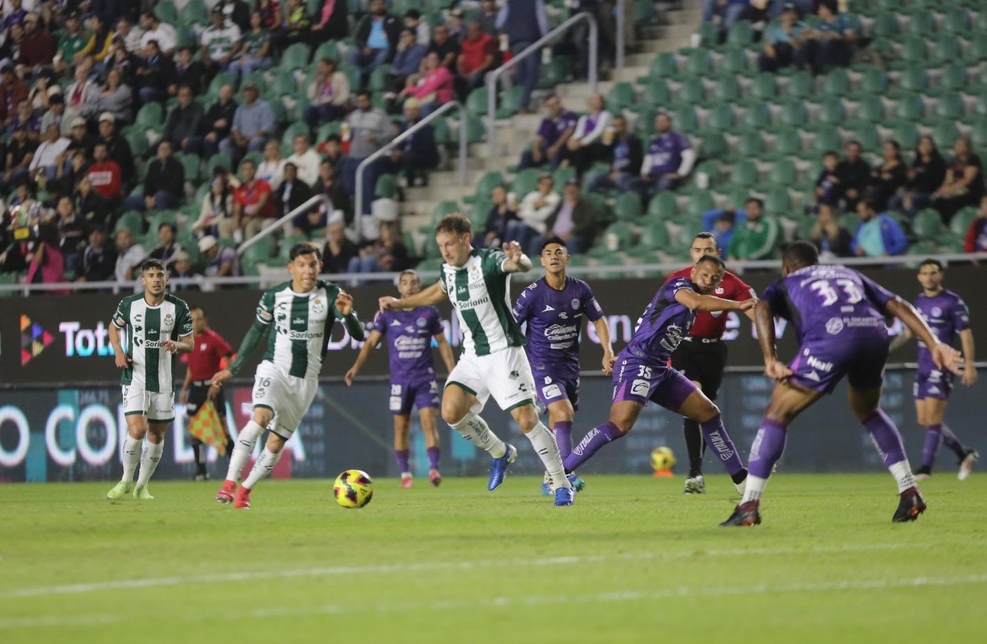 $!Mazatlán FC desaprovecha oportunidades y permite a Santos sumar en el torneo