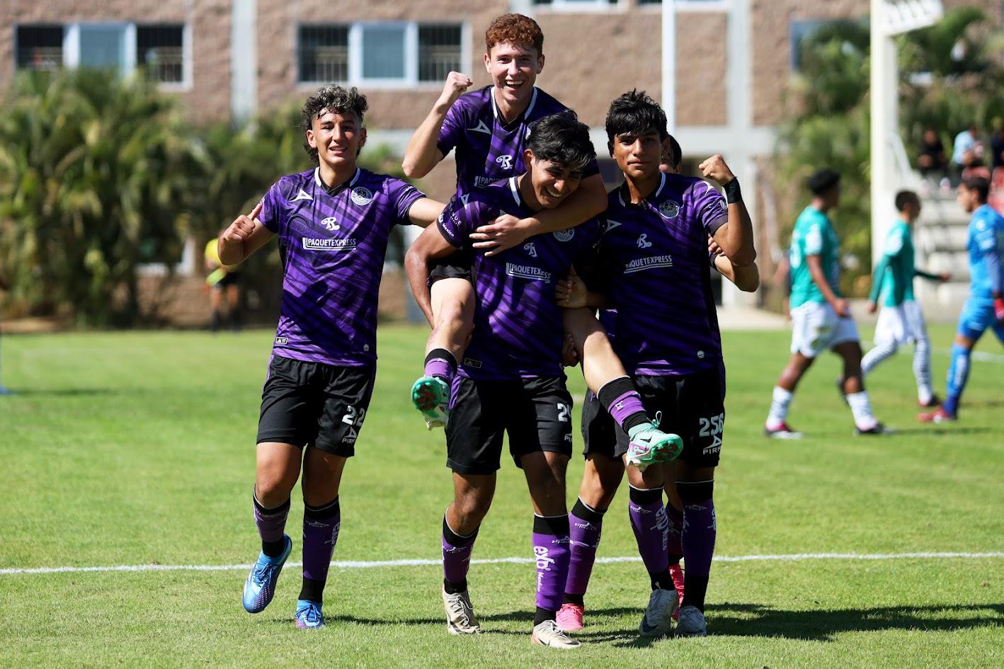 $!La Armería Sub 23 vence al León en la Unidad Deportiva Benito Juárez