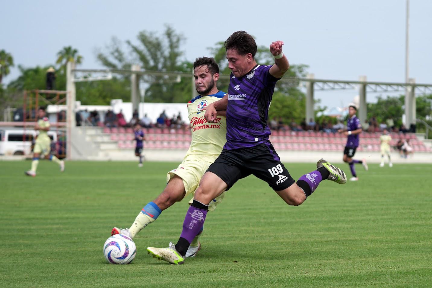 $!La Armería rescata un empate ante América en los Juveniles