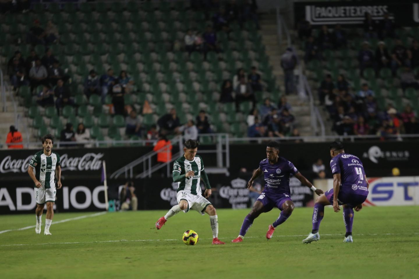 $!Mazatlán FC desaprovecha oportunidades y permite a Santos sumar en el torneo