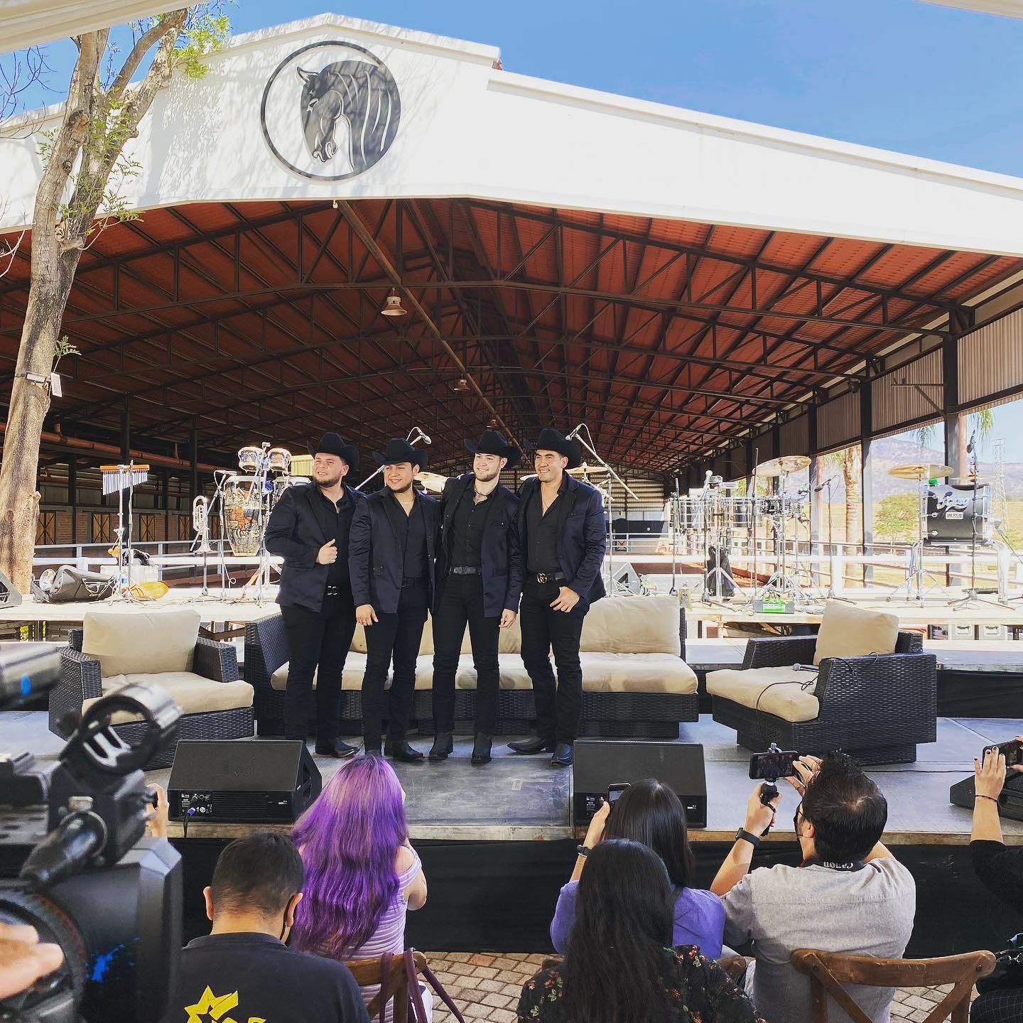 $!Tony Elizondo es el nuevo integrante y voz de Calibre 50