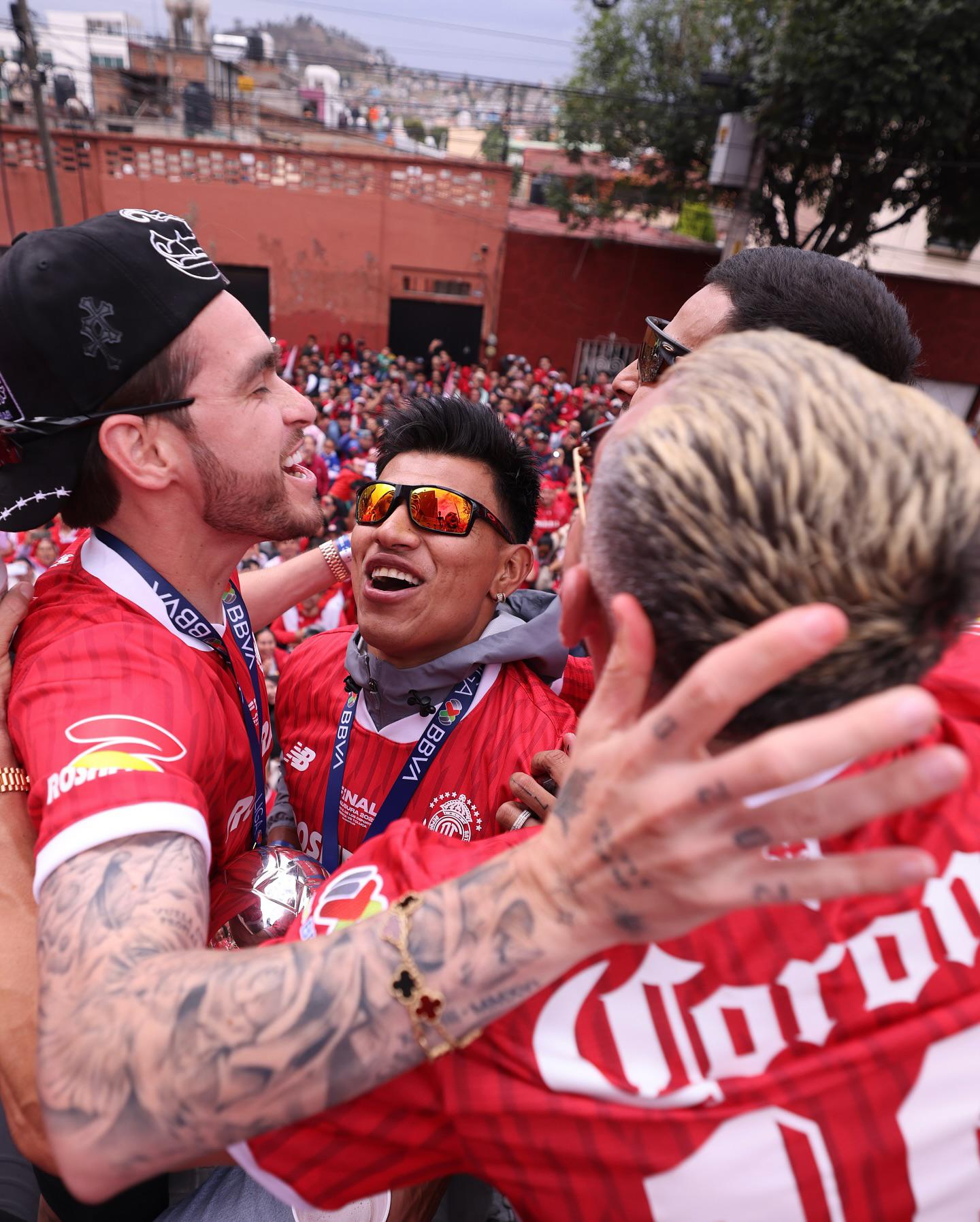 $!Toluca festejó su campeonato con ‘Mi mayor anhelo’ y la ‘Cumbia de los trapos’