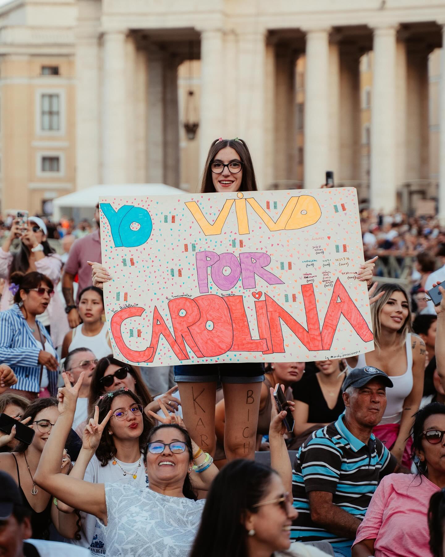 $!Muestras de cariño recibió la colombiana.