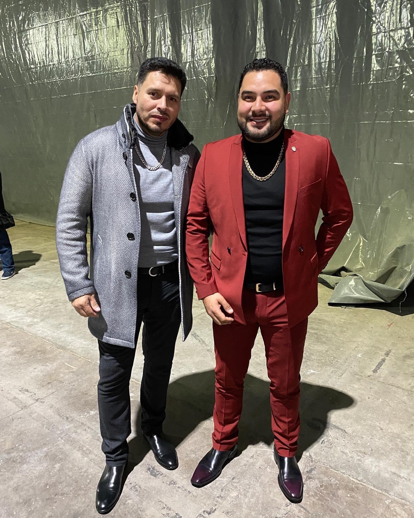 $!Walo Silvas y Alan Ramírez, a la llegada a los premios.