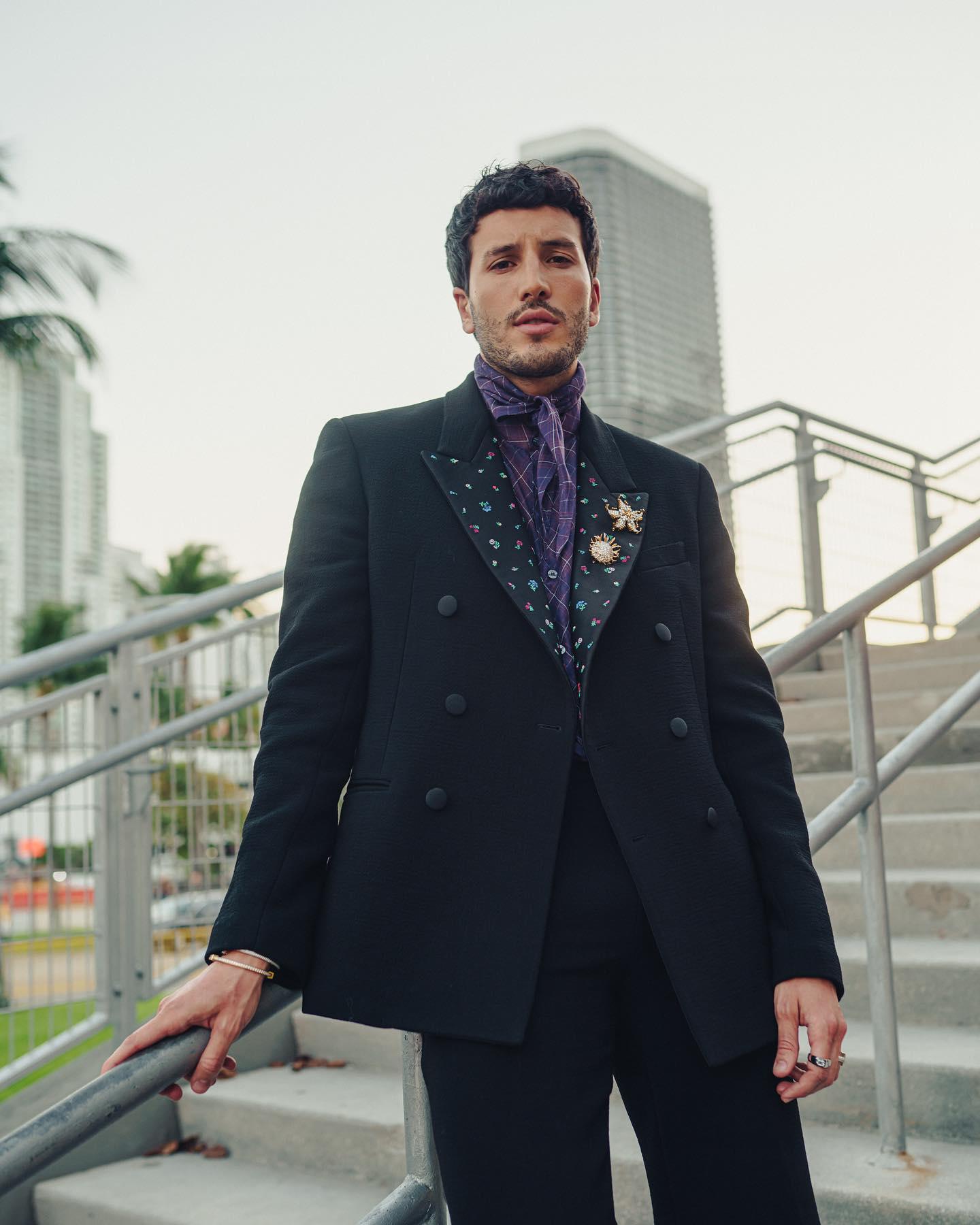$!Sebastian Yatra