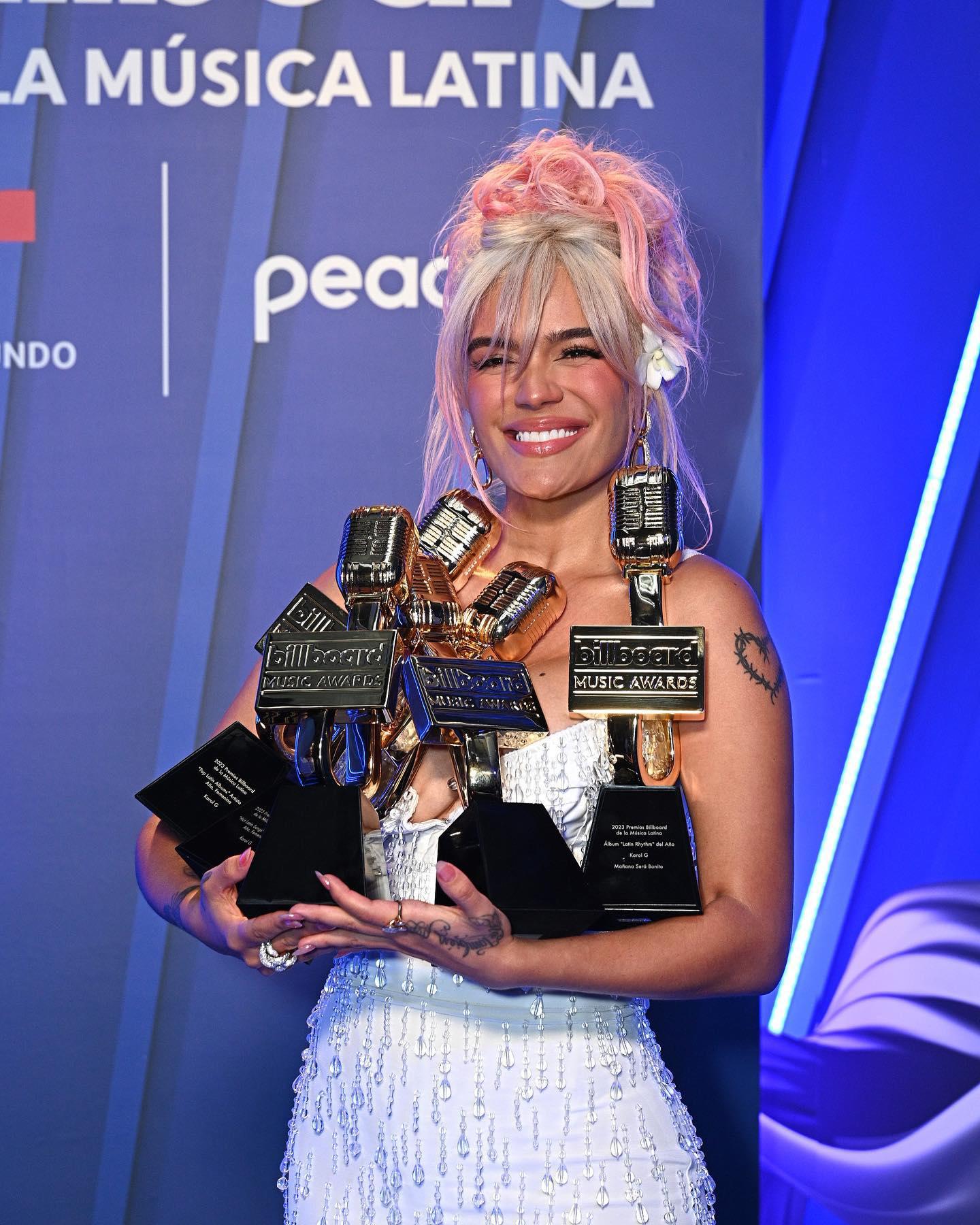 $!Karol G se llevó cinco galardones.
