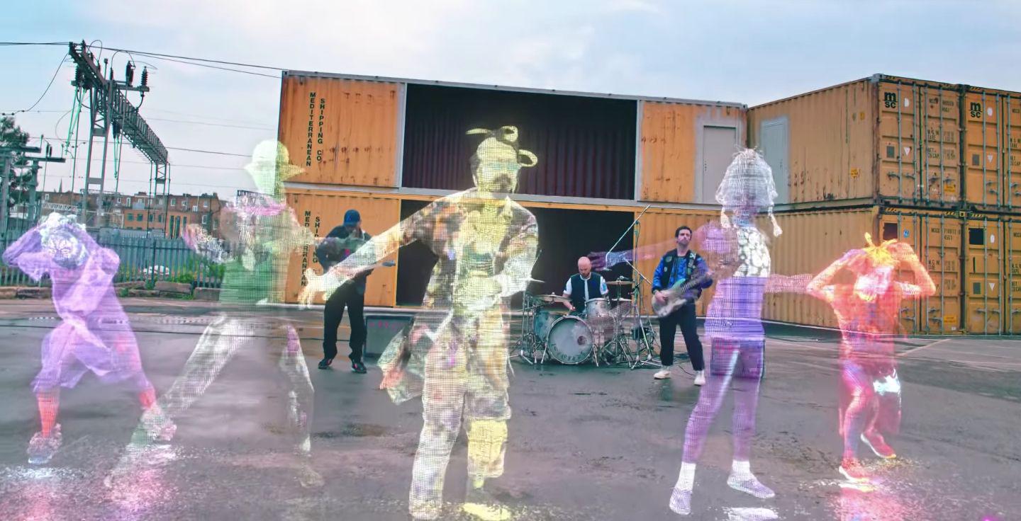 $!Coldplay lanza su nuevo sencillo ‘Higher power’ al espacio