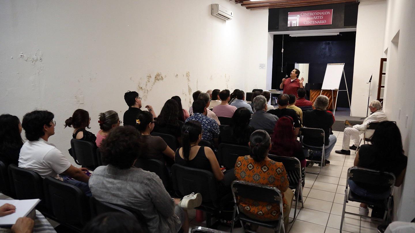 $!Una nutrida asistencia tuvo el taller.