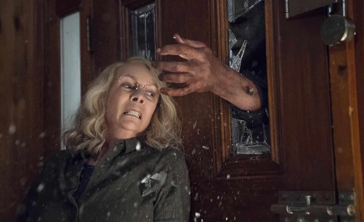 $!De la tercera temporada de ‘Luis Miguel: La Serie’ a un especial de terror, estos son los estrenos de Netflix para octubre