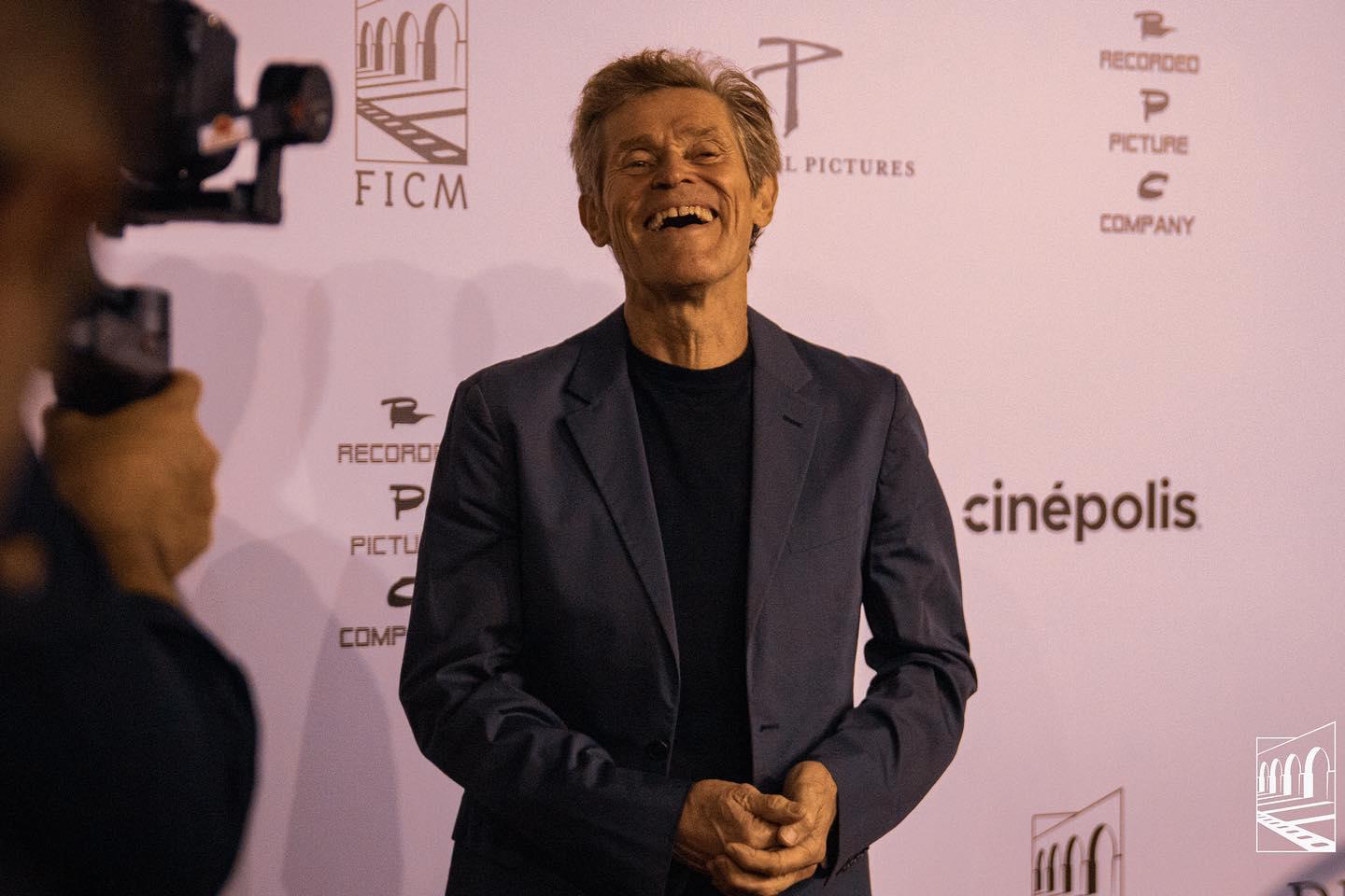 $!El actor Willem Dafoe fue ovacionado en el inicio del festival.