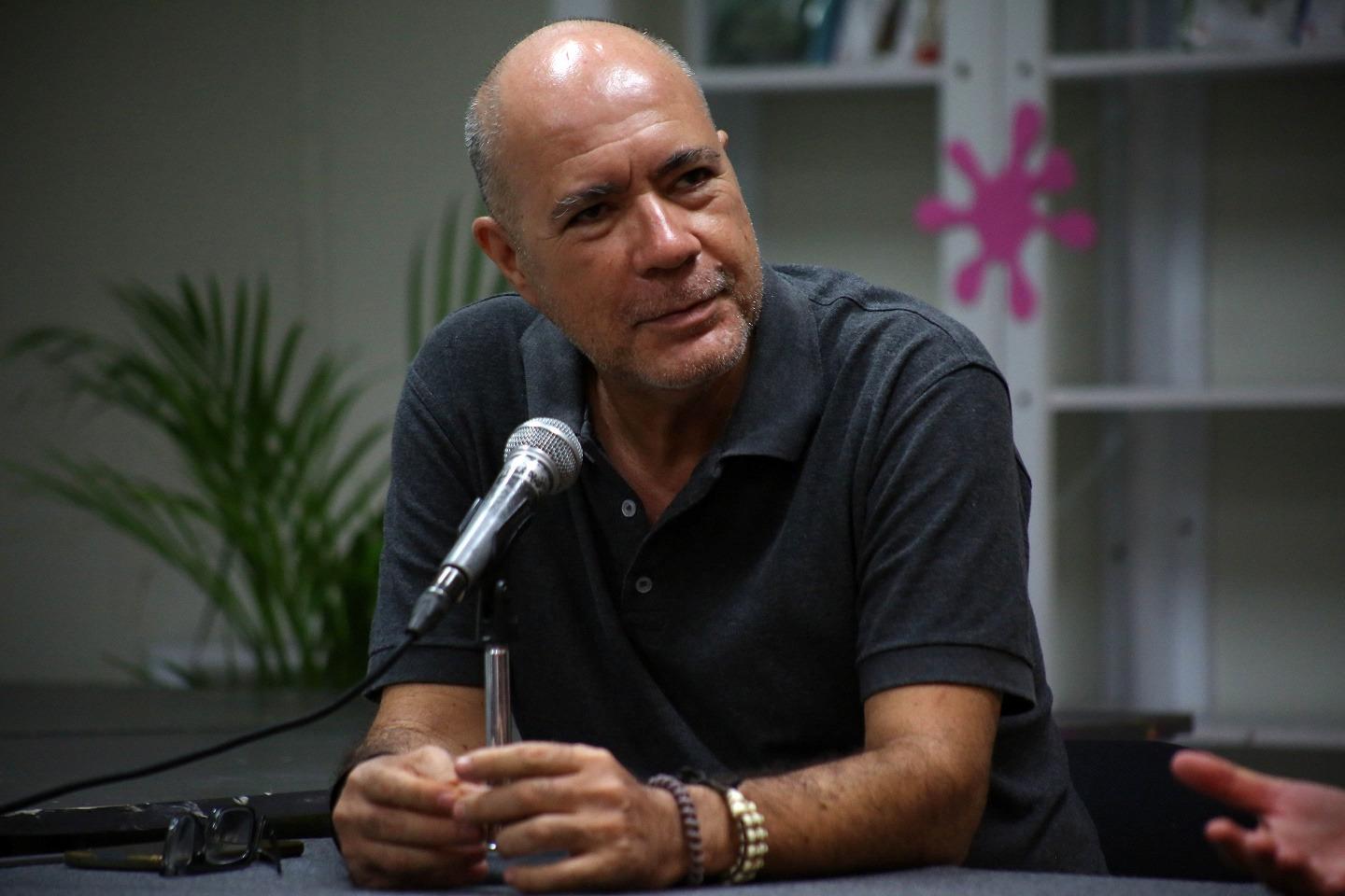 $!Lenin Márquez, artista plástico.