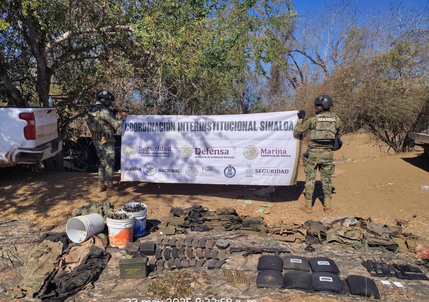 $!Personal naval libera a dos personas que habían sido privadas de libertad y detienen a 6 civiles, en Culiacán